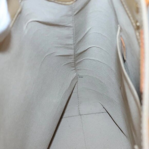 LOUIS VUITTON Monogram Vernis Reade MM Hand Bag Beige LV Auth - Picture 14 of 16